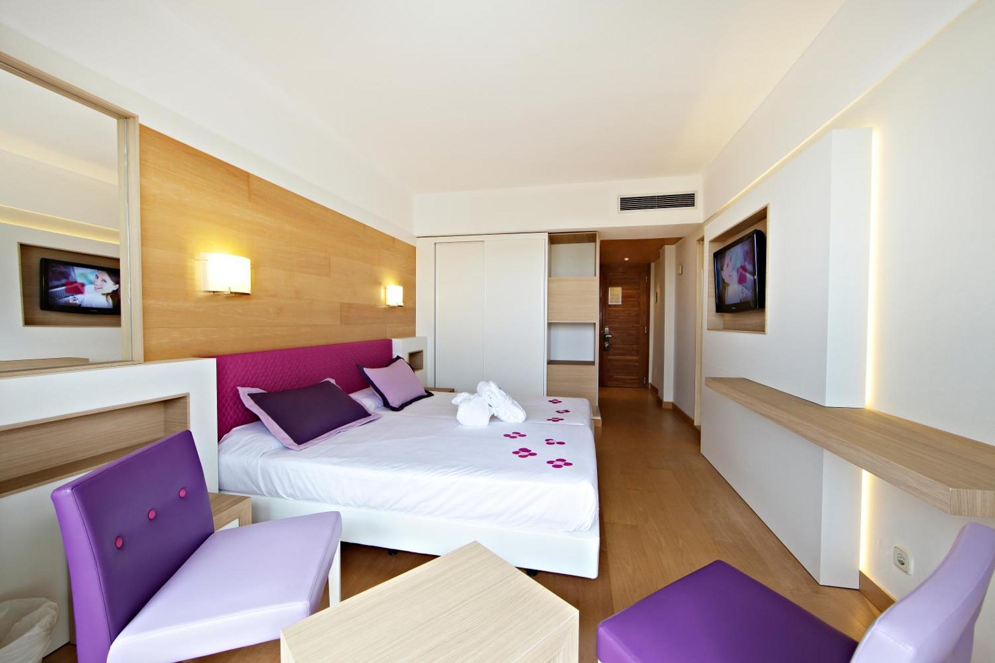 Twin Room Sea View